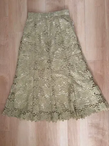 올리브 그린 레이스 플레어 스커트 M