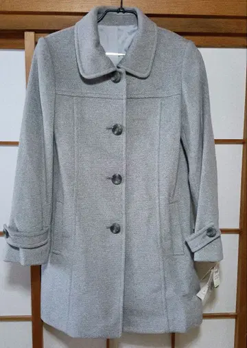 새상품 그레이 버튼 롱 코트 13AR