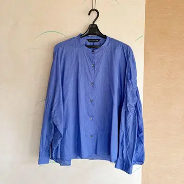 mizuiroind 백 개더 와이드 셔츠 블루