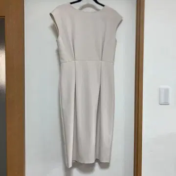 OPAQUE.CLIP 베이지 원피스