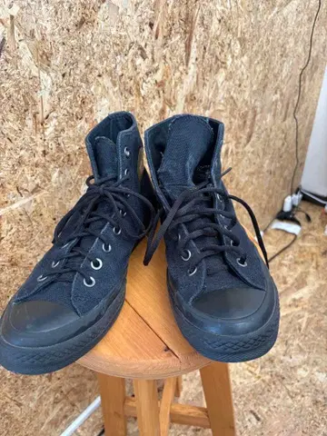 컨버스 GORE-TEX 블랙 하이컷 스니커즈