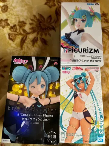 [ 상자에 흠집 있음 ] 하츠네 미쿠 미개봉 3점