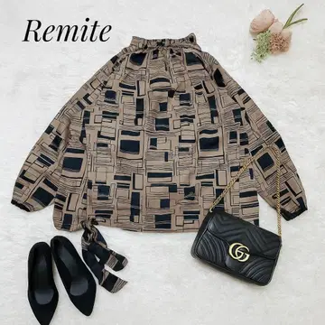 새상품급 Remite (레미테) 올 패턴 블라우스 긴팔 고급 사이즈 L
