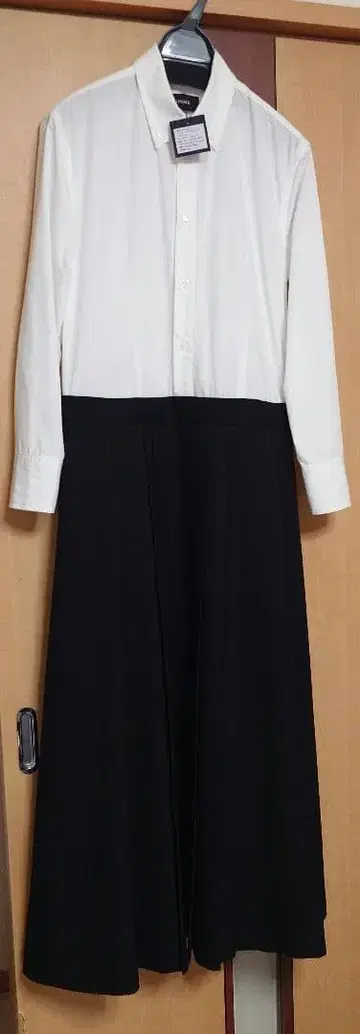 새상품 SINME 신메 도킹 셔츠 원피스 화이트 블랙 M