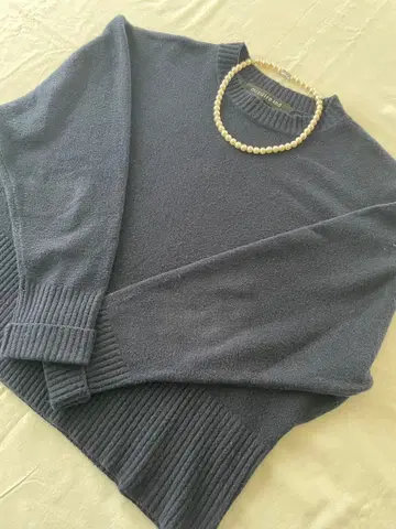 mizuiro ind / Navy 긴팔 니트