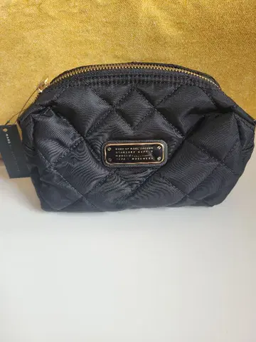 [ 새상품 미사용 ] MARC BY MARC JACOBS 퀼팅 파우치