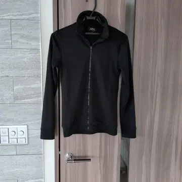 A.P.C. 블랙 저지 S 사이즈