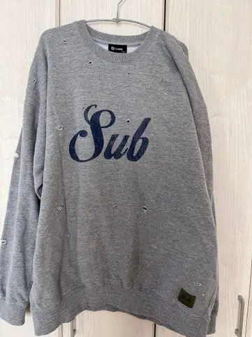 데미지 가공 그레이 트레이닝복 Sub