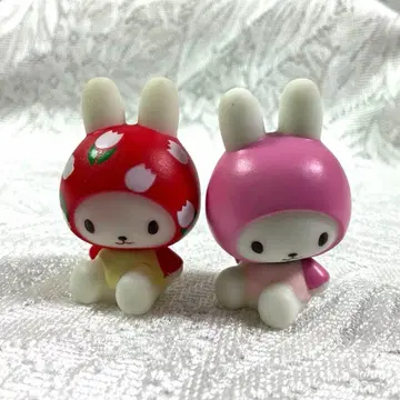 레어 우사즈킨 피규어 헤이세이 레트로 2점 세트