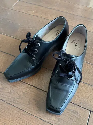 벨로아 리본 레이스업 슈즈 [ ORiental TRaffic ]