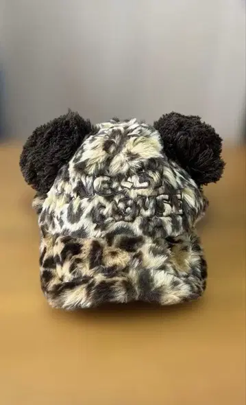 디즈니 레오파드 무늬 폼폼 모자 캡 미키마우스