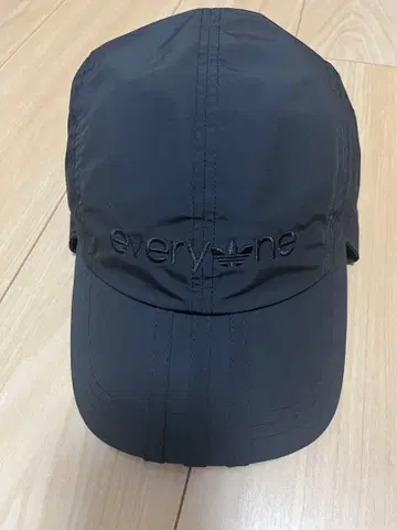 everyone x adidas EAR FLAP CAP