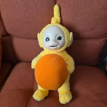 텔레토비즈 BIG 봉제 인형 라라와 좋아하는 공 전 1종 약 43cm