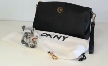 DKNY 다나카란 가죽 클러치백 숄더백 블랙