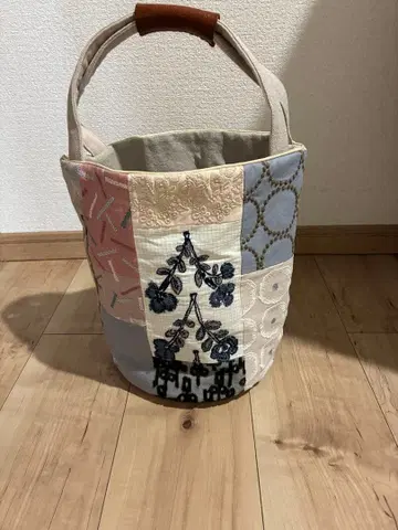 미나 페르호넨 피스 백 버킷형