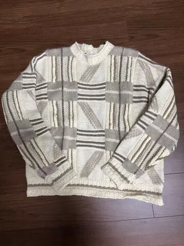 Geometric Hand Knit 지오메트릭 핸드 니트