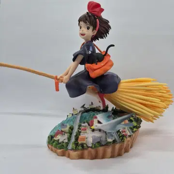 마녀 배달부 키키 키키 피규어