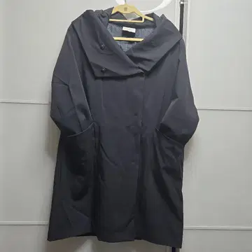 후드 부착 코트