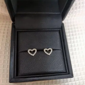 하트형 다이아몬드 귀걸이