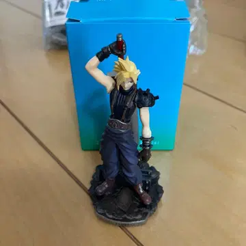 ff7 10주년 기념일 클라우드