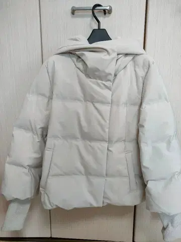 심리스 소매 리브 컴팩트 다운 블루종 아이보리 다운