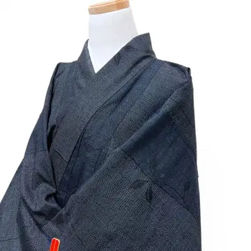 츠무기 코몬 세로 줄무늬 도트 리프 무늬 기모노 071t