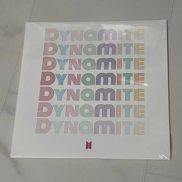 방탄소년단 Dynamite LP