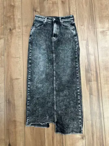 JUEMI SOMETHING 콜라보 슬릿 롱 스커트