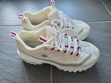 스케쳐스 스니커즈