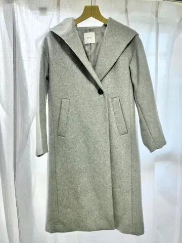 Spick & Span 새상품급 그레이 롱 코트