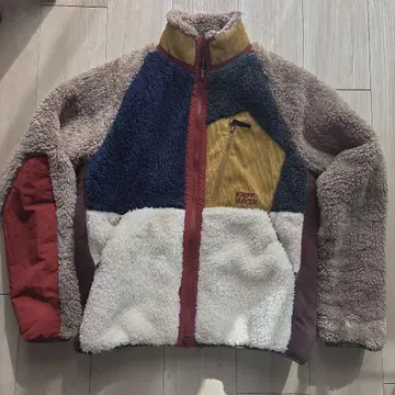 KRIFF MAYER 이소재 배색 절개 샤기 보아 자켓 M 사이즈