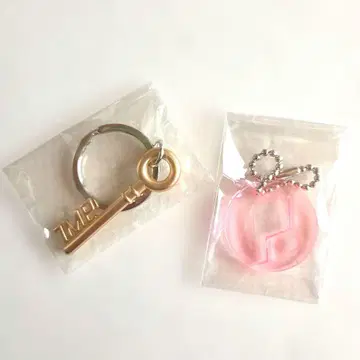 IMP. MAGenter 키참 P참 앨범 특전