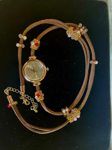 비즈 장식의 브라운 가죽풍 아날로그 시계 신상 핸드메이드