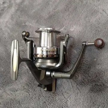 Daiwa PROCARGO(프로카고) 5500 스피닝 릴