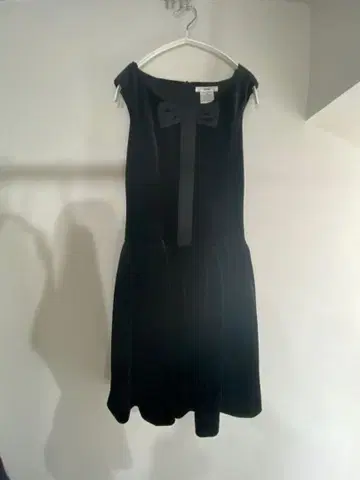 르네 블랙 슬리브리스 원피스 34