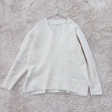 BY 유나이티드 애로우즈 울 x 캐시미어 V넥 니트 화이트