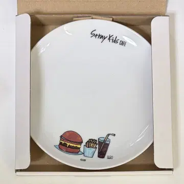 Stray Kids 스키즈 카페 플레이트 아이엔