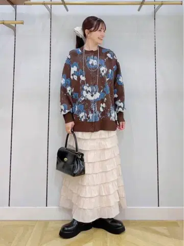 LOWRYSFARM 뉴앙스 카우 가라 가디건 롱 브라운