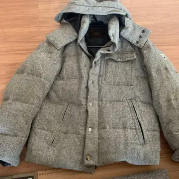 Common meets Uncommon 후드 부착 다운 자켓