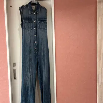 ZARA 슬리브리스 데님 오버롤 등 트임