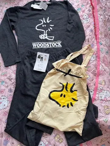 새상품 SNOOPY 우드스탁 파자마 세트 M 스누피 냅색