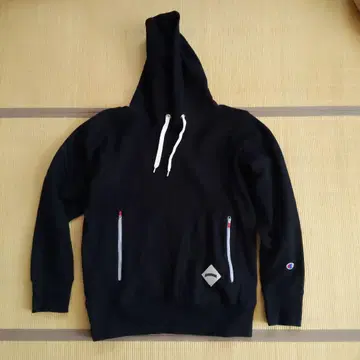 Champion 플레이그라운드 후드티 M