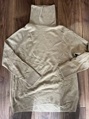 CAPRI 터틀넥 니트 풀오버 muse