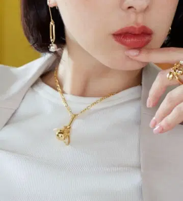 Nothing And Others Many motif Necklace