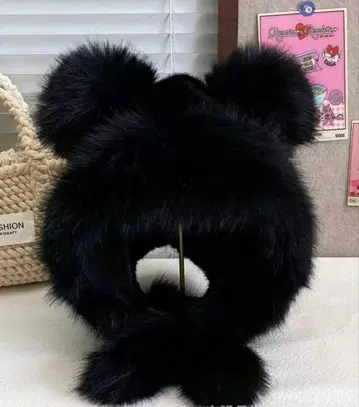 퍼 귀도리 모자 블랙