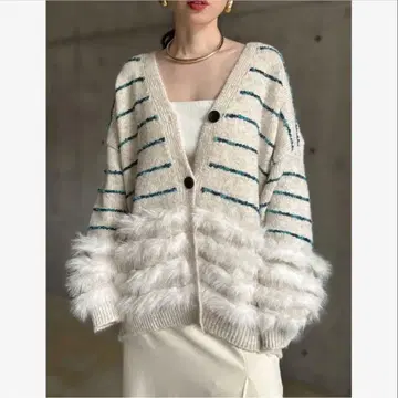 페더 라인 배색 샤기 니트 가디건 라그나문 알아바일 좋아하시는 분께