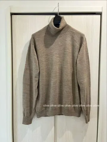 CHRISTIAN ORANI 터틀넥 니트 울 100 아오야마 양복