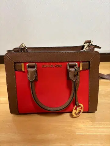 [ 중고 ] 새상품급 마이클코어스 숄더백