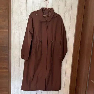 어반 리서치 코트 롱 브라운 계열 새상품급 안감 부착 프리 사이즈