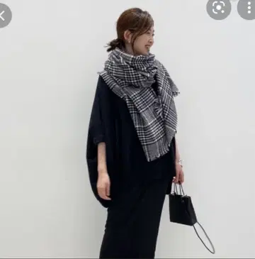 라빠르망 ALONPI 캐시미어 체크 스톨 아론피